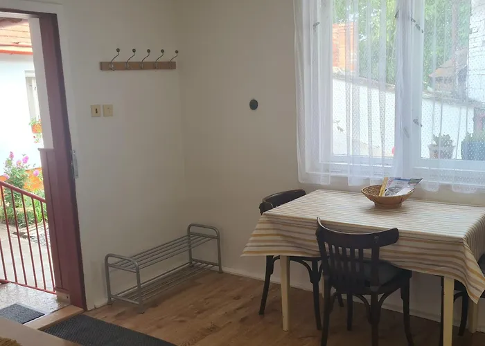 Nakonci Lägenhet Vacenovice